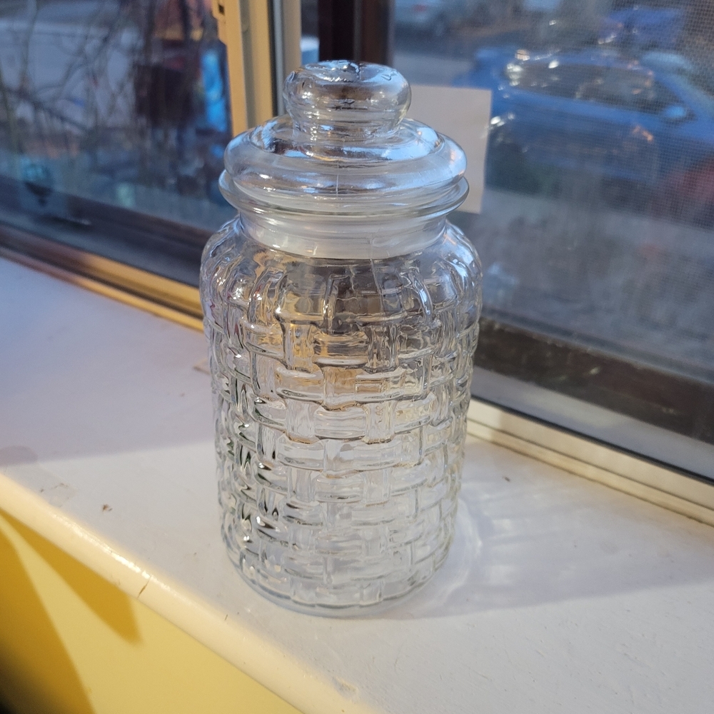 Beautiful Vintage glass apothecary jar storage. Cross-stitch pattern like new